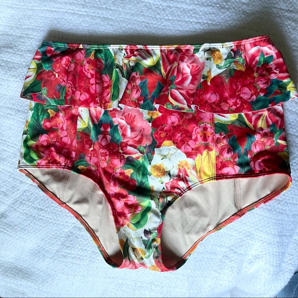 Kortni Jeane Tulips Peplum Bottoms
